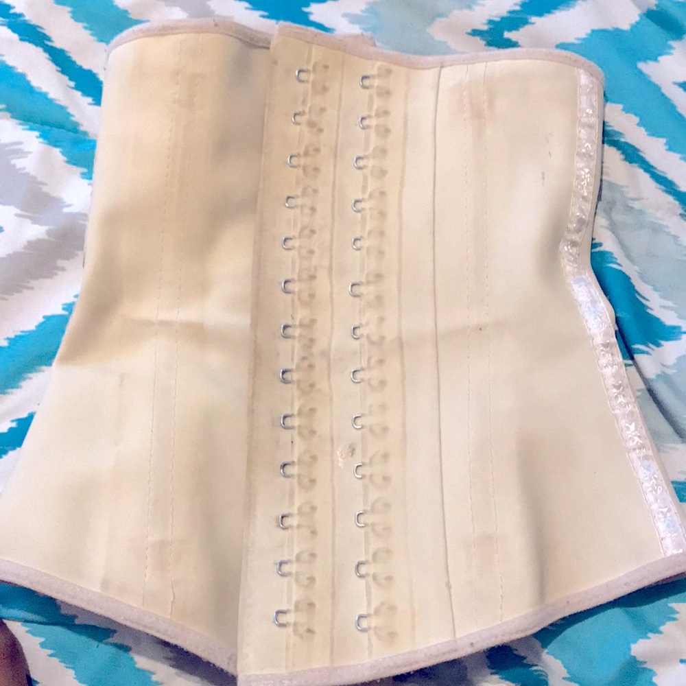 Waist Trainer